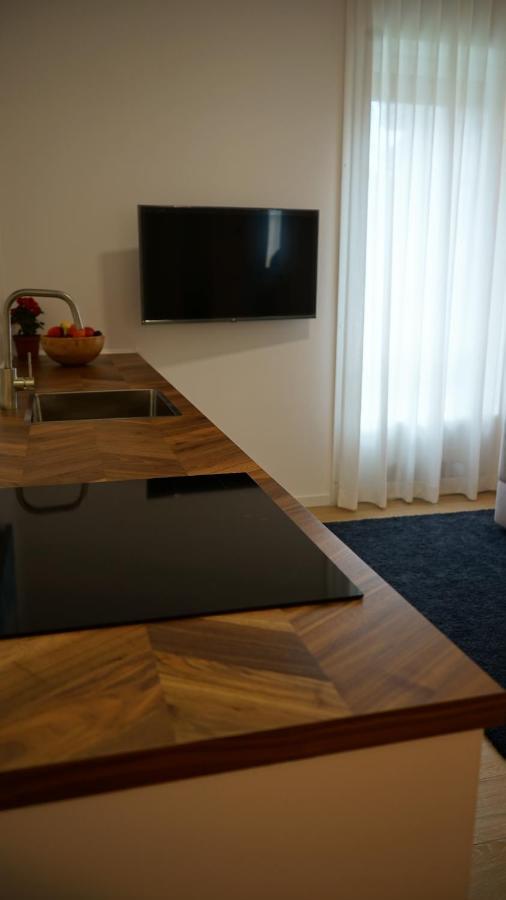 Danae Home Milan Luaran gambar